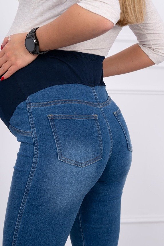 sinised teksapüksid tagant